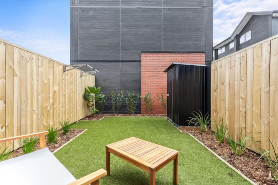 Charming 2 Bedroom Family Home House in Auckland