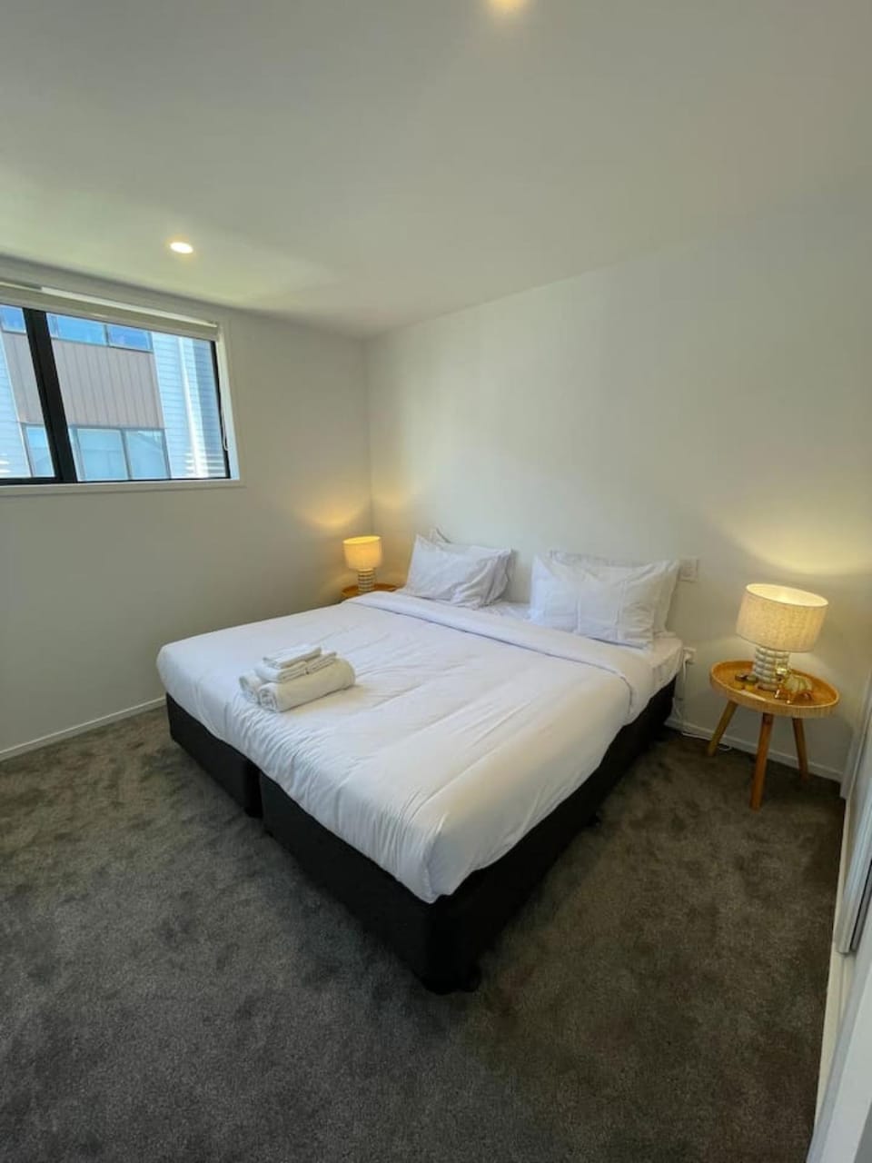 Stylish 1 Bed 1 Bath Retreat House in Auckland