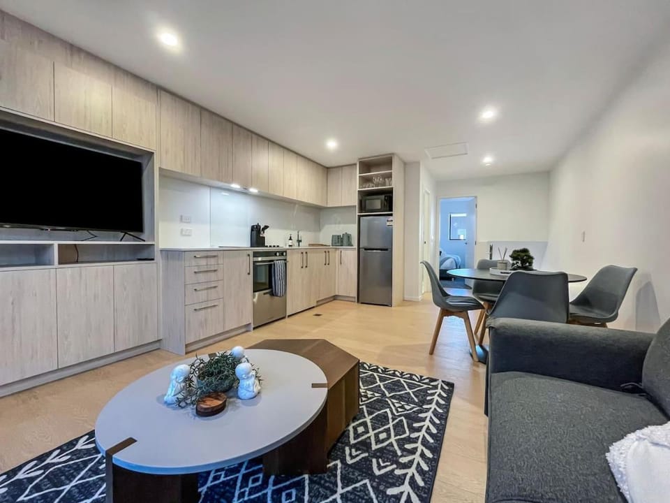 Light and Central CBD Stay Apartment in Christchurch