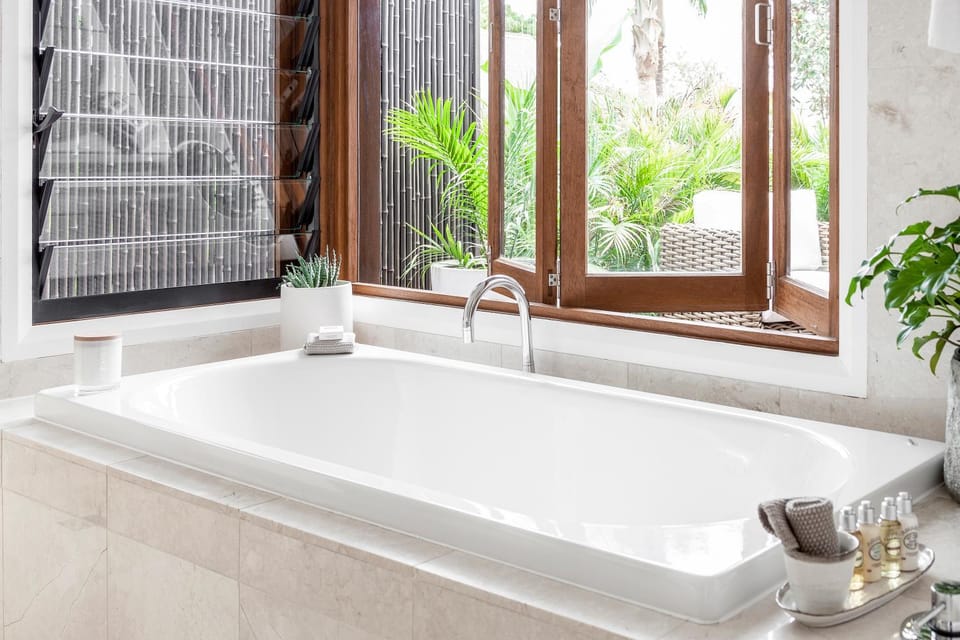 Tranquil Byron Bay Villa, Hinterland Views - Vue 2 Villa in New South Wales