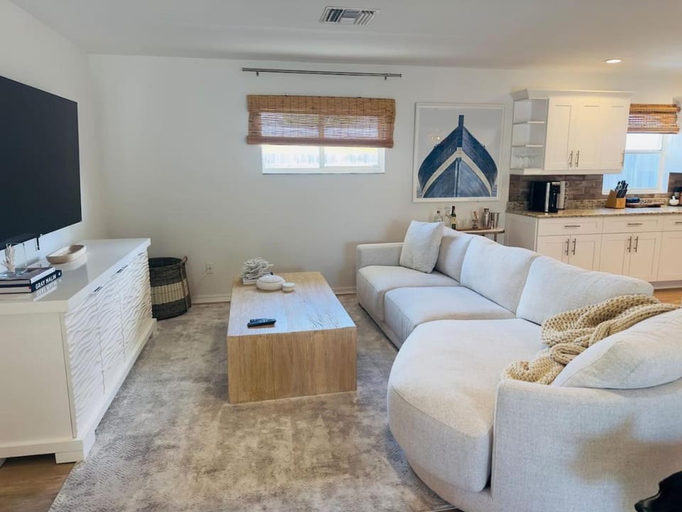 Blue Lagoon amazing Beach and Pool House House in Naples Park