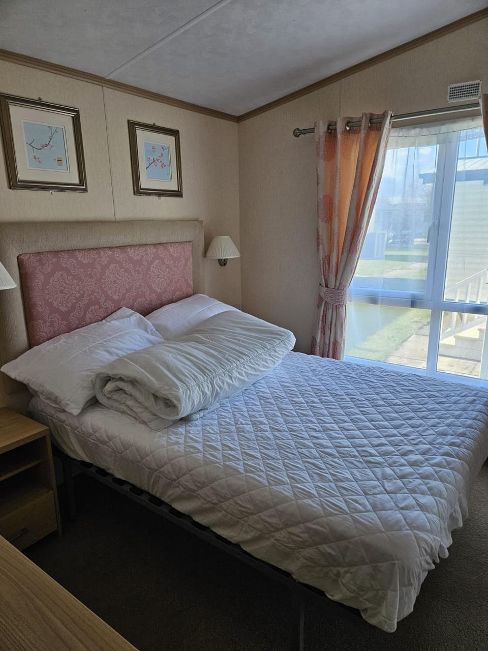 Lbn Caravan Campground/ 
RV Resort in Towyn