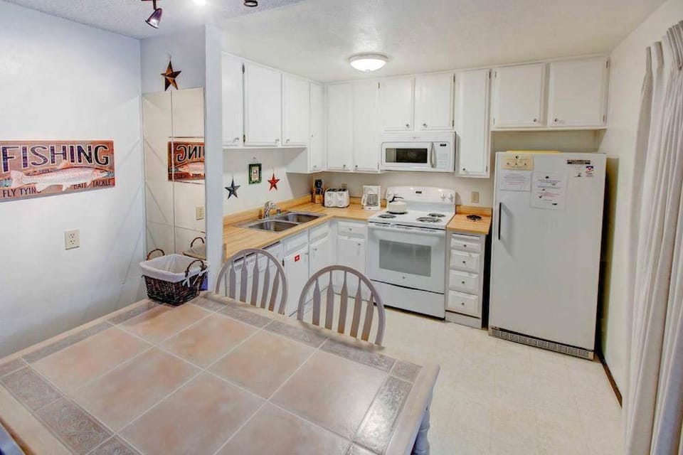 Sherwin Villas Free Shuttle & Near Skiing House in Mammoth Lakes