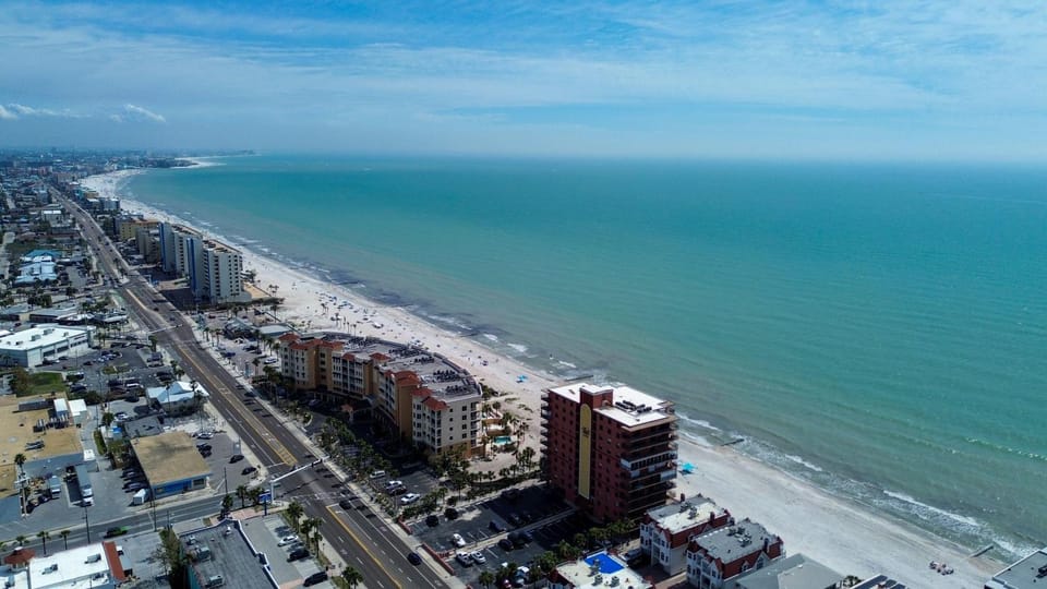 Azul Townhomes A4 - Sunset House in Redington Beach