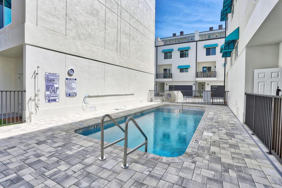 Azul Townhomes A4 - Sunset House in Redington Beach