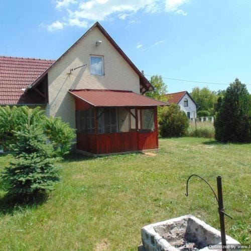 Brigitta Nyaralóház Poroszló House in Hungary