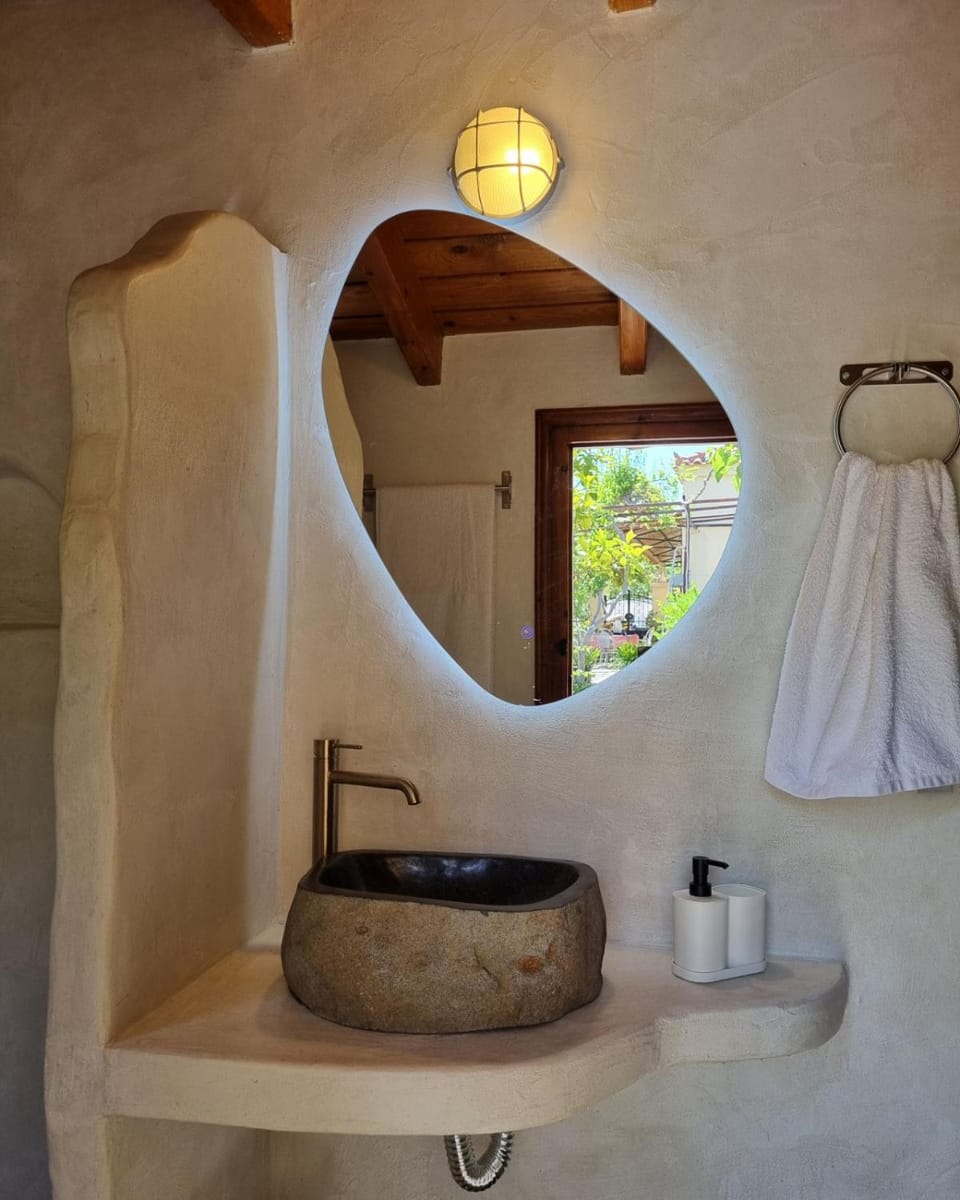 Fay's Guesthouse Aegina House in Argolis, Greece