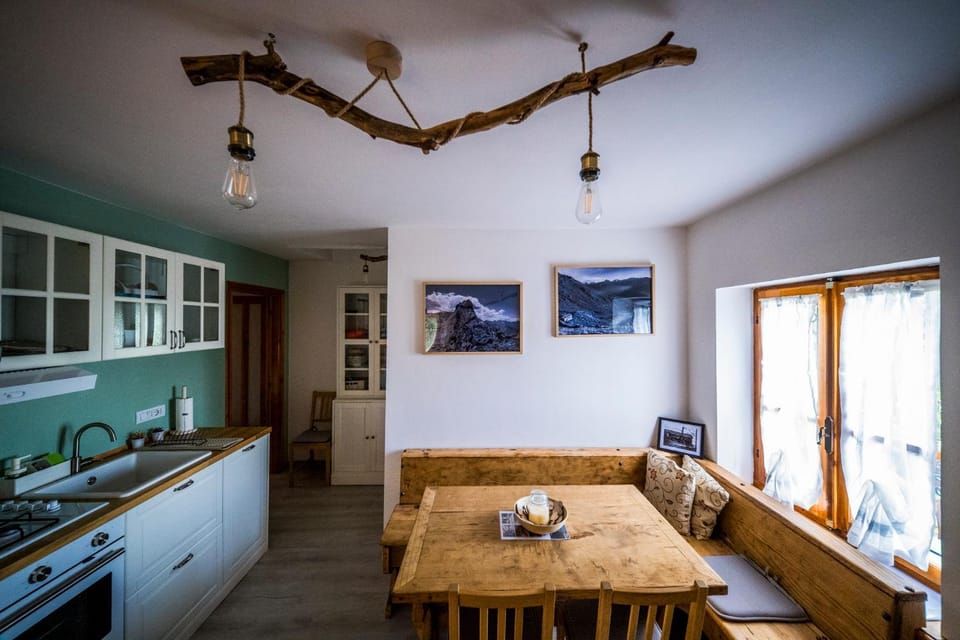 Baita Marianna - Mountain Chalet a Quincinetto Chalet in Aosta Valley, Italy