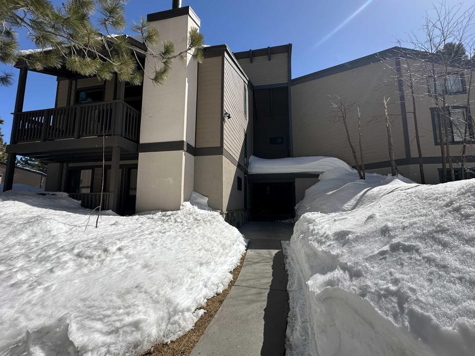 Sherwin Villas Retreat DT House in Mammoth Lakes