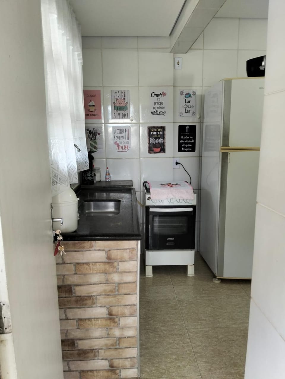 Kitchen or kitchenette