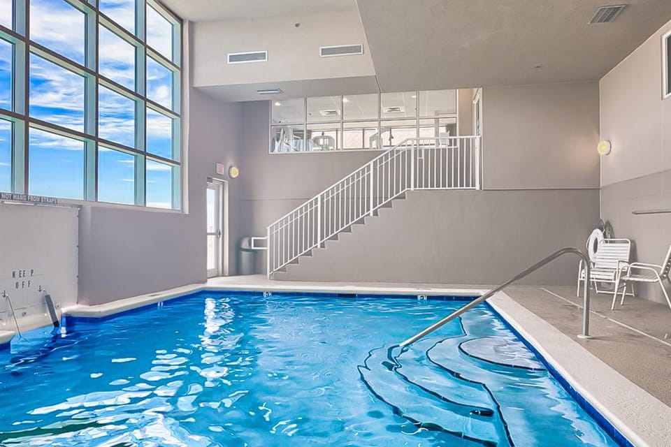 Crystal Shores 501 Apartment in West Beach