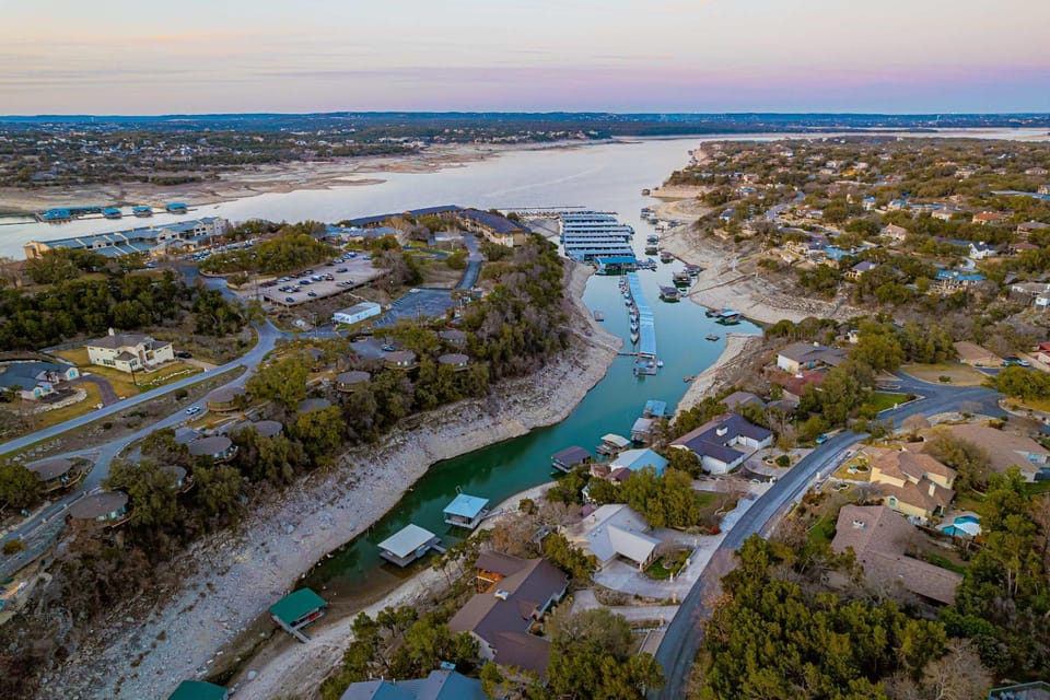 Waterfront Home on Lake Travis House in Point Venture