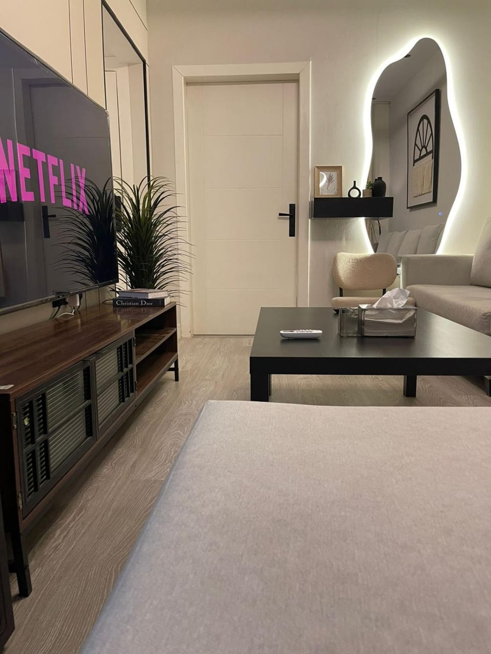 شقة بغرفتين نوم وصالة قرب البوليفارد Apartment in Riyadh