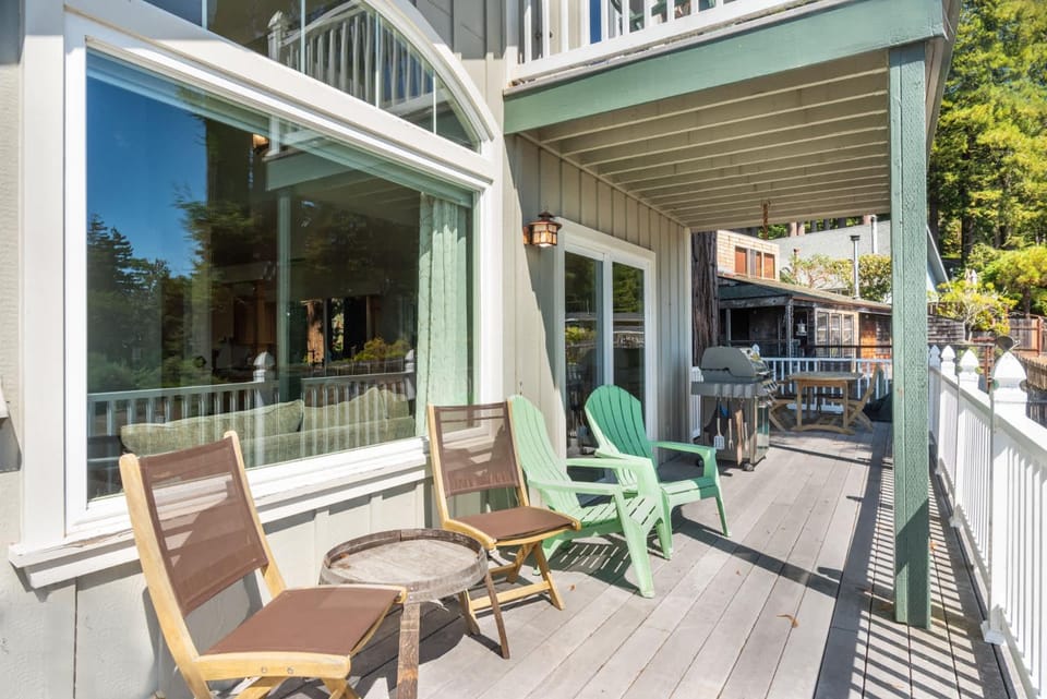 Gorgeous 3 BDR Home in Gualala With Ocean View House in Sonoma County