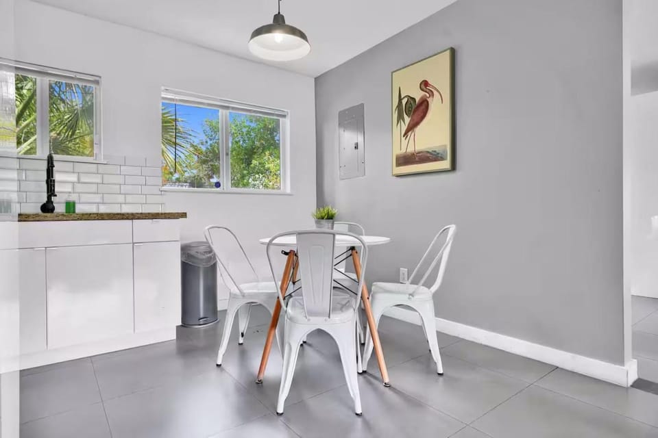 175 Casa Buena Blanca House in Miami