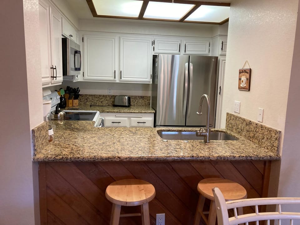 Aspen Creek #226 Year-Round Activities House in Mammoth Lakes