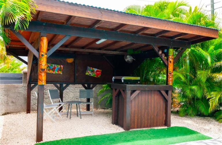 Villa with relaxing pool House in Grande-Terre, Guadeloupe