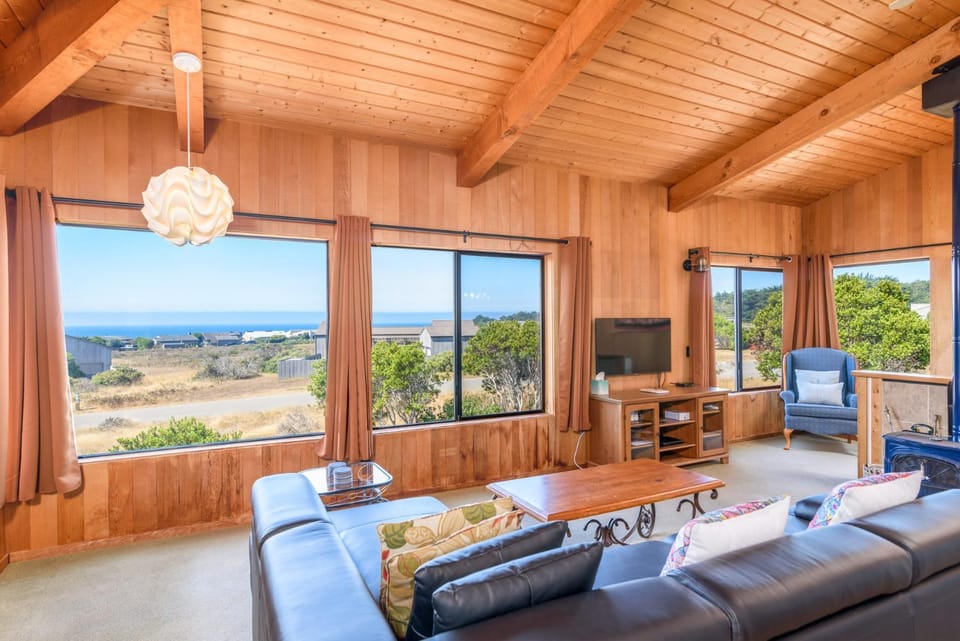 Sea Meadow - Panoramic Ocean View House in Sonoma County