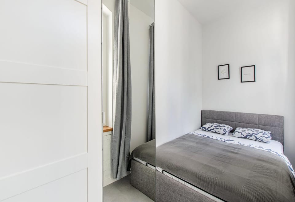 Stylish 8A Loft in City Center - Parking & WiFi Apartment in Wroclaw