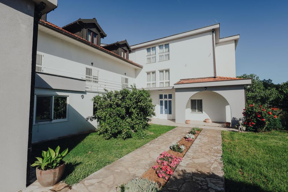 Property building, Garden