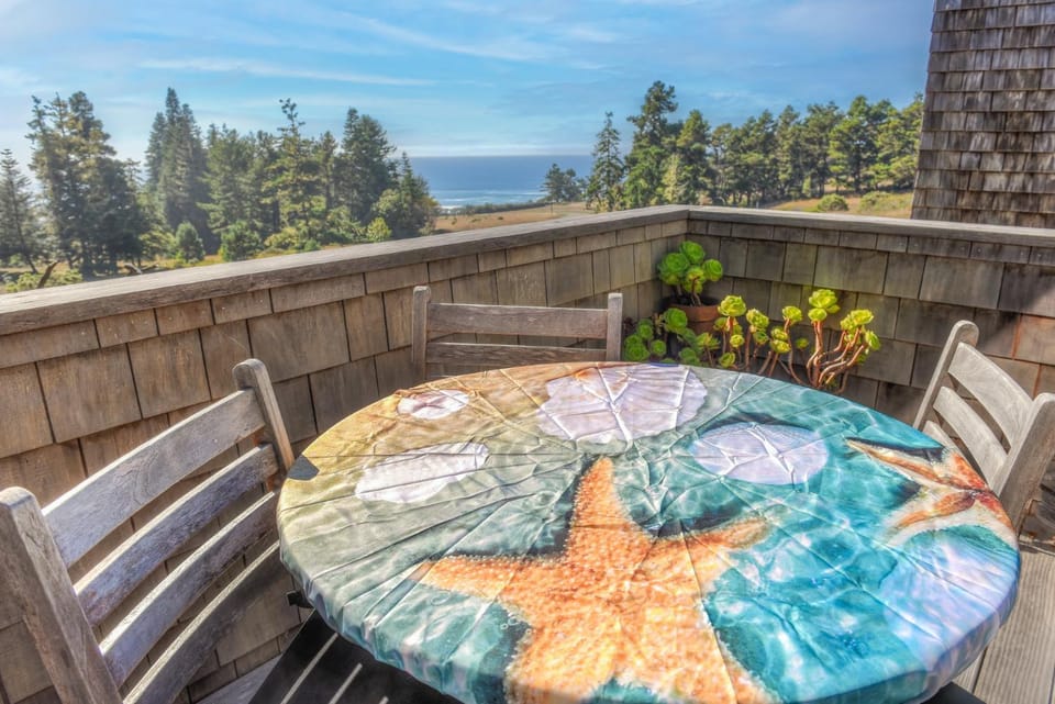 Architectural Treasure - Private Hot Tub House in Sonoma County