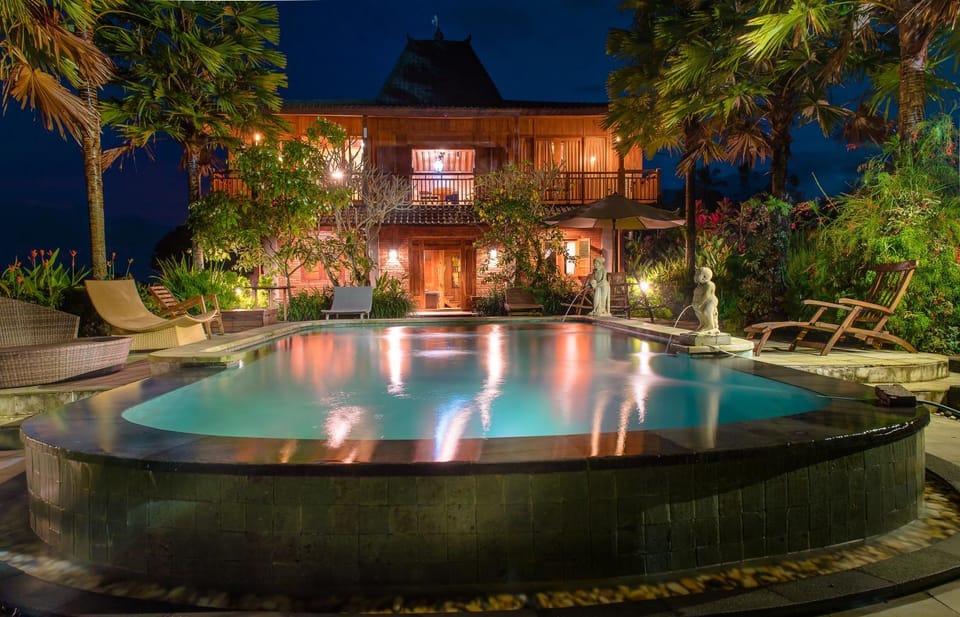 Garden, Massage, View (from property/room), Balcony/Terrace, Spa and wellness centre/facilities, Seating area, Garden view, Landmark view, Mountain view, Swimming pool, Family, towels