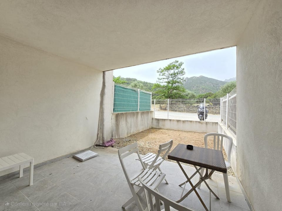 Charmant studio avec extérieur Apartment in Corsica