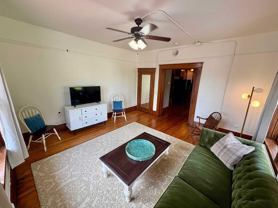 The Broadway #5 at the Historic Connely Harrington House in Siloam Springs