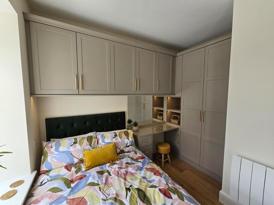 Bed, wardrobe