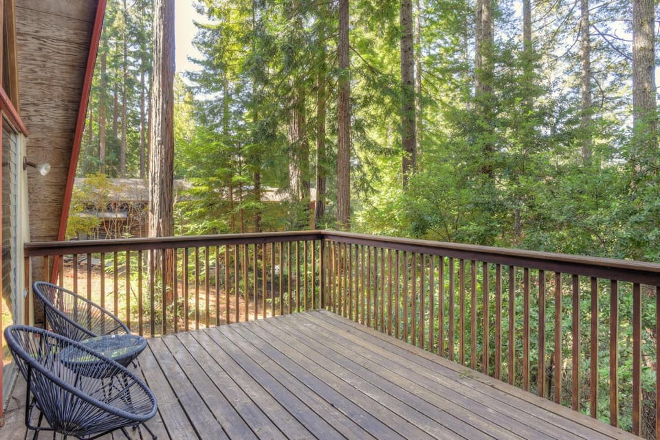 Star Nest - Secluded Forest Property House in Sonoma County