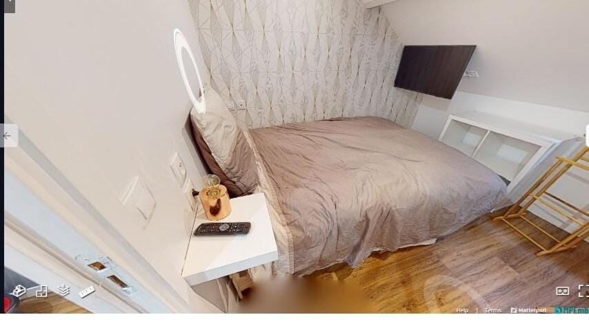 La Coloc' Rouen Docks T5 4 Bathrooms Garden House in Rouen