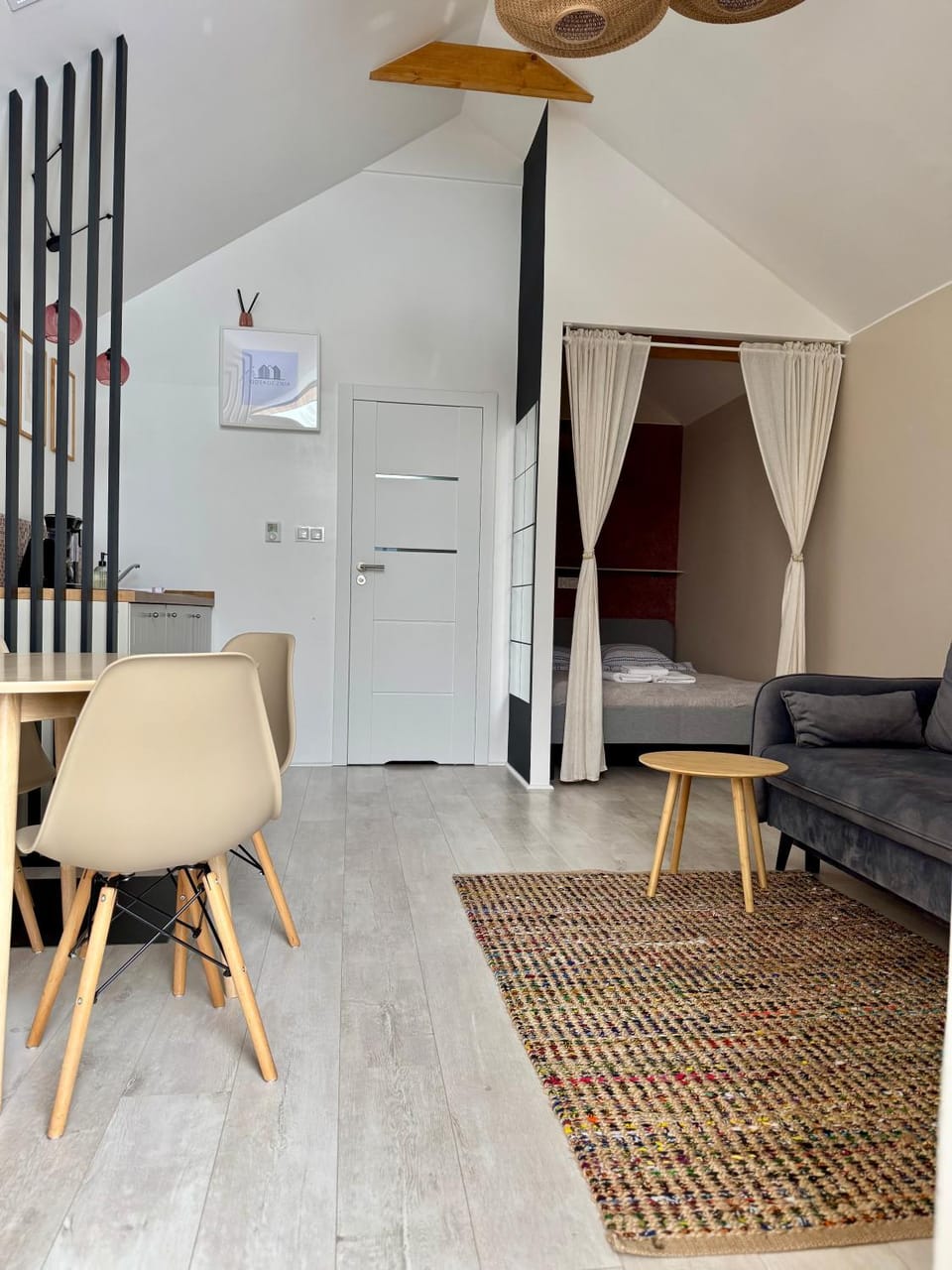 Living room, Seating area, Dining area