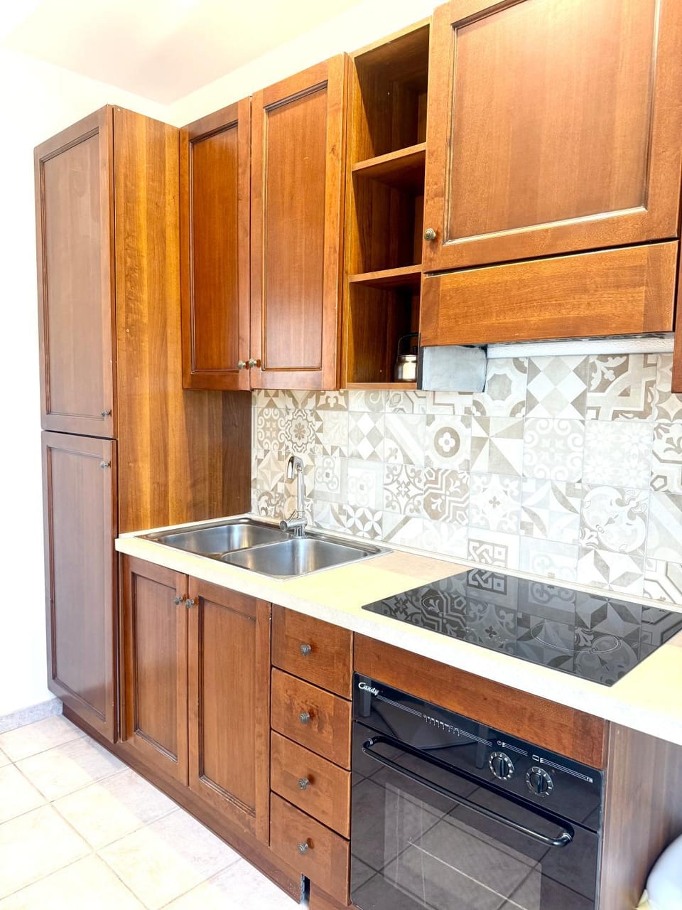 Lunch, kitchen