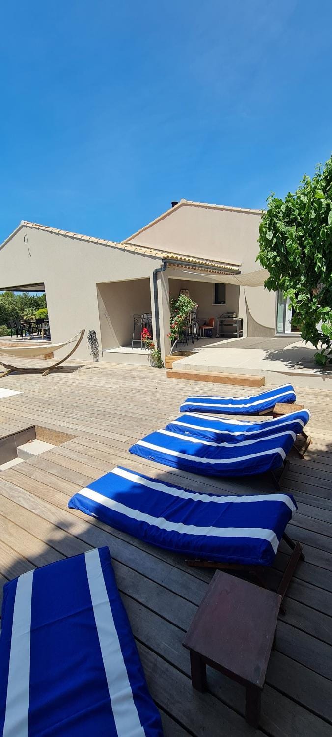 Swimming pool, Swimming pool, sunbed