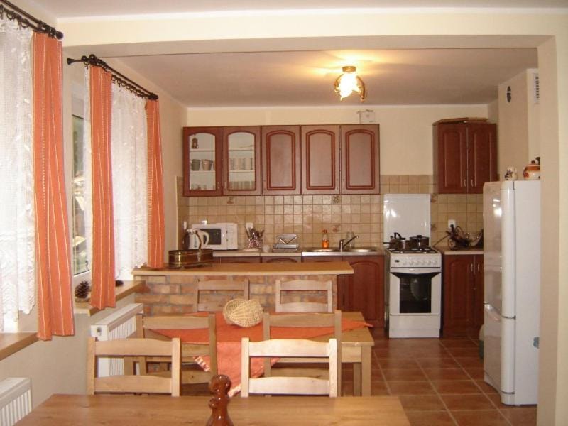 Wczasy na Kaszubach, balia, sauna, jezioro House in Pomeranian Voivodeship