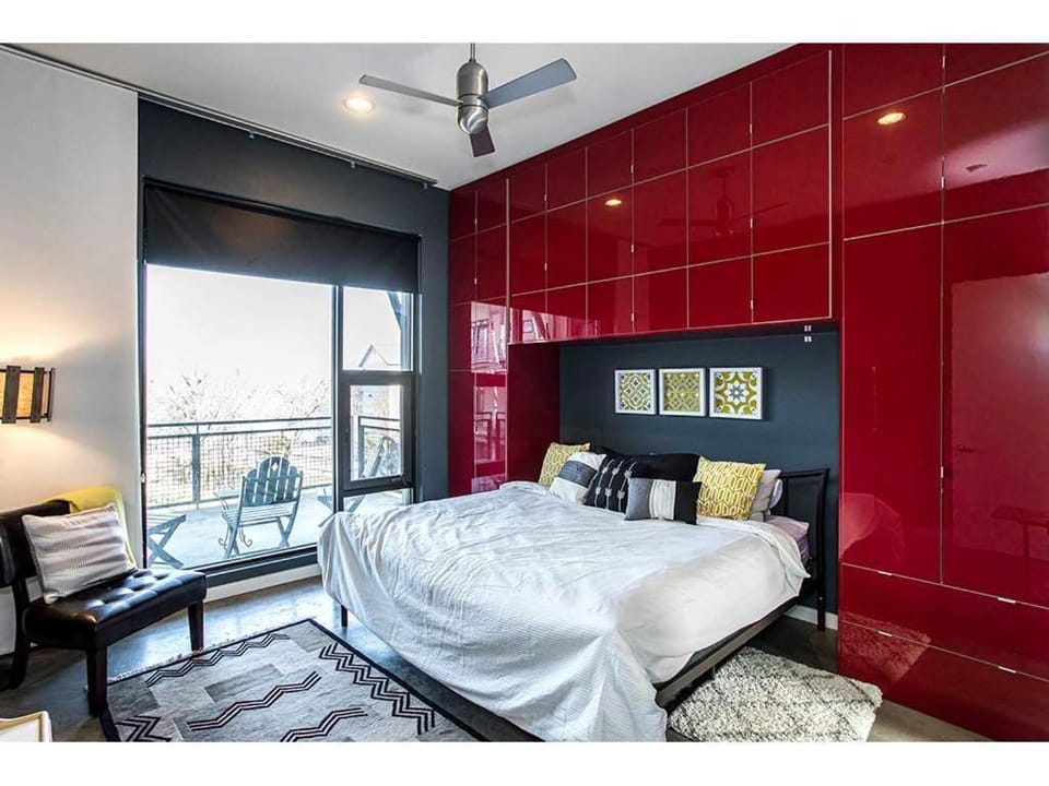 Convenient Condo Near Zilker & Barton Springs House in Zilker