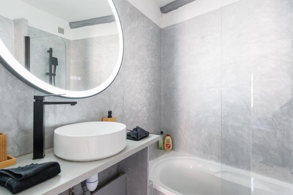 Renoveted studio - Central - AC Apartment in Cannes