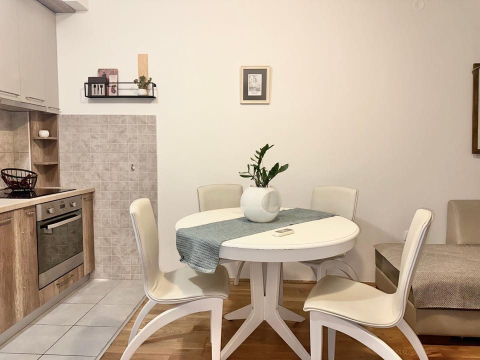 Vália Apartment in Kotor Municipality