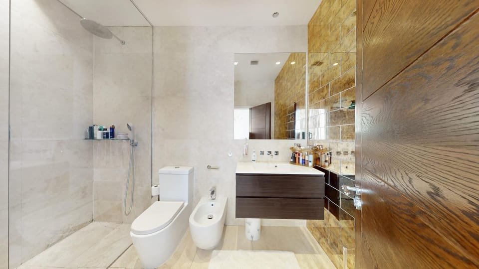 Luxury Richmond flat next to Richmond Park Apartment in Richmond