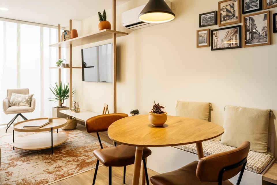Living room, Seating area, Dining area