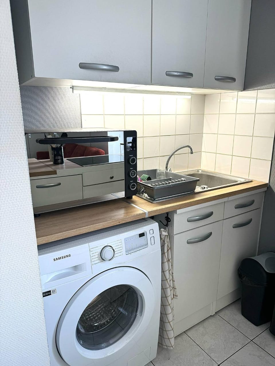 Appartement confort laval Apartment in Laval
