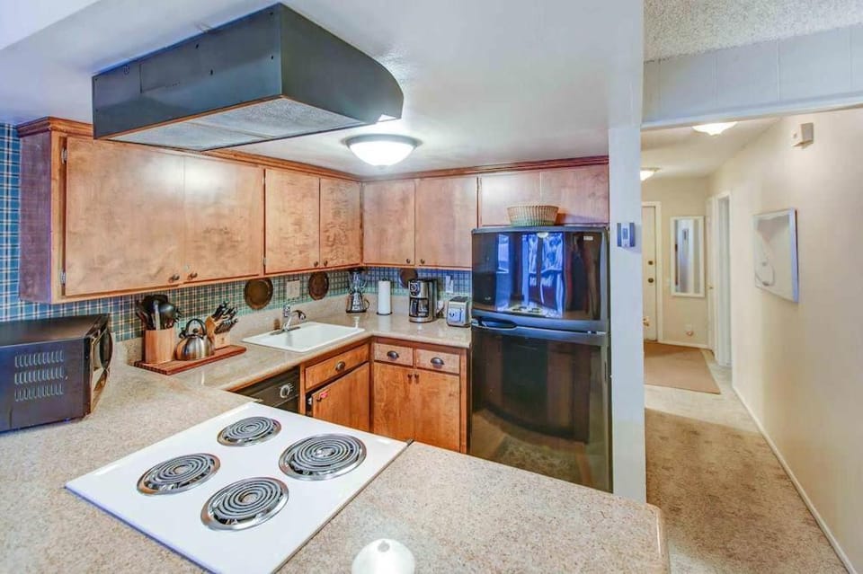 Fireside Pool Access Hot Tub & More House in Mammoth Lakes