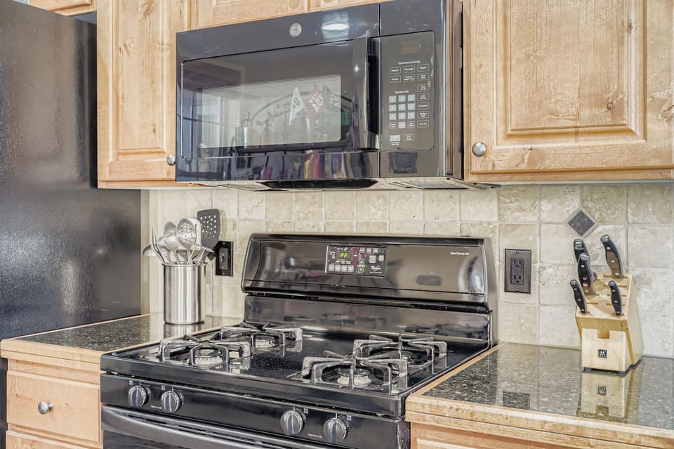 6180 Foxpoint Townhouse by SkyRun Park City House in Snyderville