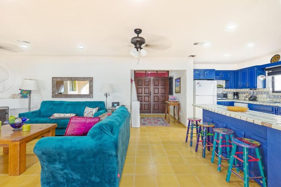 Beach Haven 5 Bedroom Beachfront House in Rocky Point