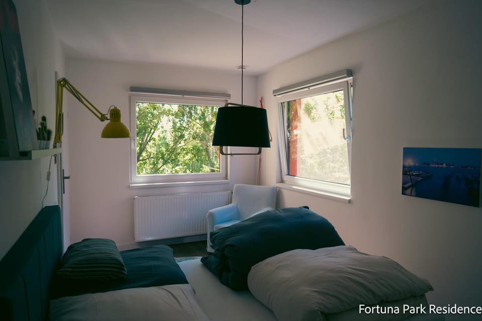 Bedroom, soundproof, wardrobe