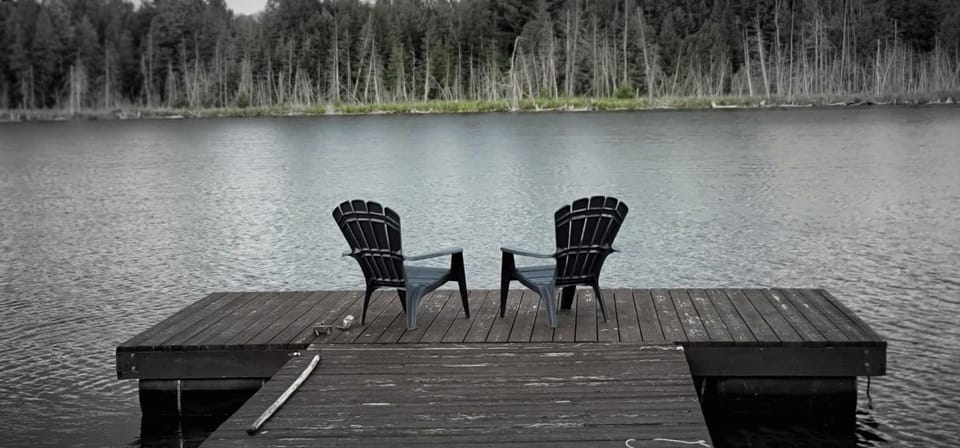 Bear Lake Cottage Campground/ 
RV Resort in Central Frontenac