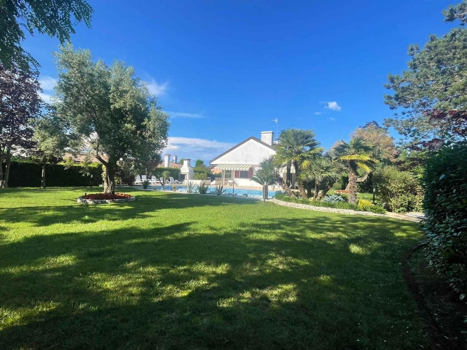 Summer, Swimming pool