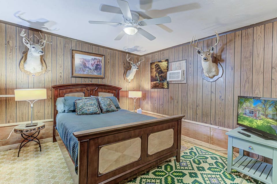 Kingsland Duo 2 Cottages in 1 w Lakeview House in Rio Grande