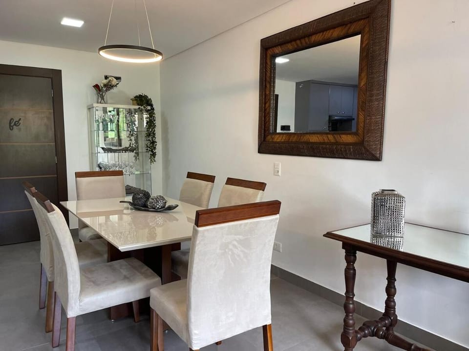 Star 101 -Conforto e Estilo no Capivari- By Hostyn Apartment in Campos do Jordão