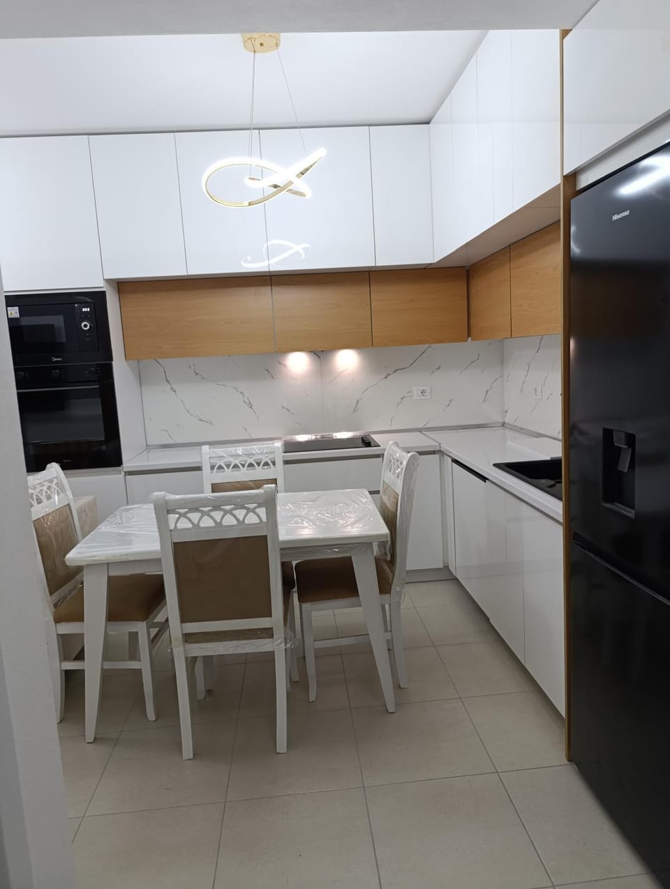 EL- ER Apartament's Apartment in Tirana